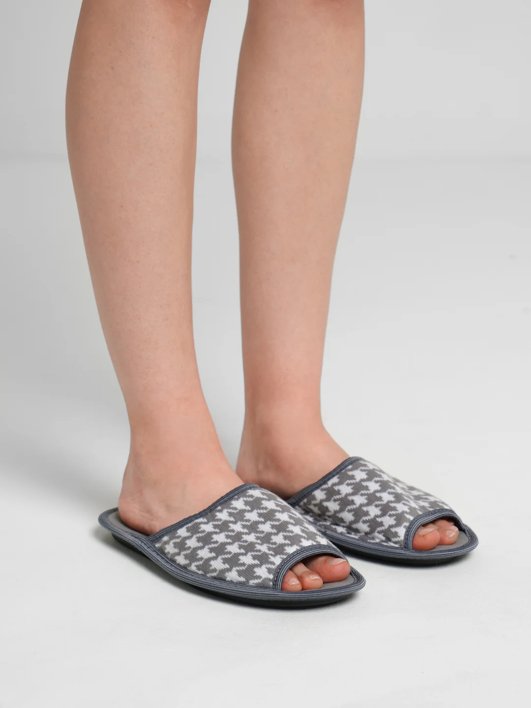 Белый тапочки женские домашние "Вязанка" с открытым носом Soft Slippers, 3 цвета