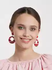 Красный этнические серьги-подвески с узором