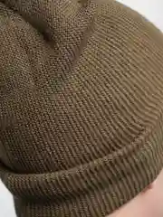 Хаки шапка мужская удлиненная, с утеплителем, вязаная