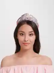 Пастельно-коралловый кокошник