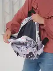 Серый рюкзак