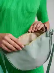 Мятный сумка бананка женская мужская
