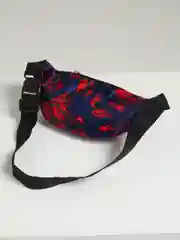 Красный сумка поясная