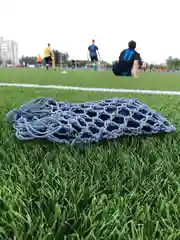 Серый меланж сумка мини плетённая