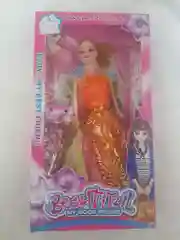 Кукла с аксессуарами