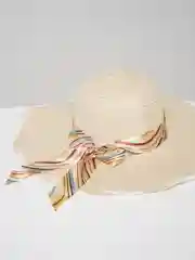 Молочный шляпа женская