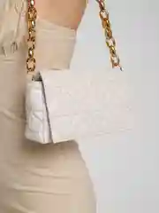 Белый женская сумка через плечо с цепью