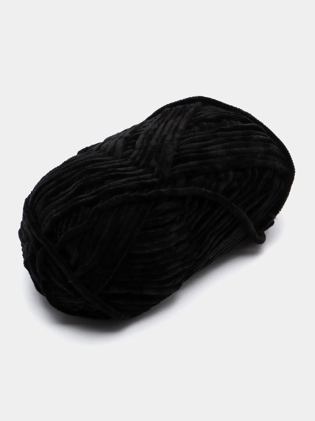 Черный пряжа плюшевая YarnArt "Dolce Baby", 100% микрополиэстер, 50 г, 85 м
