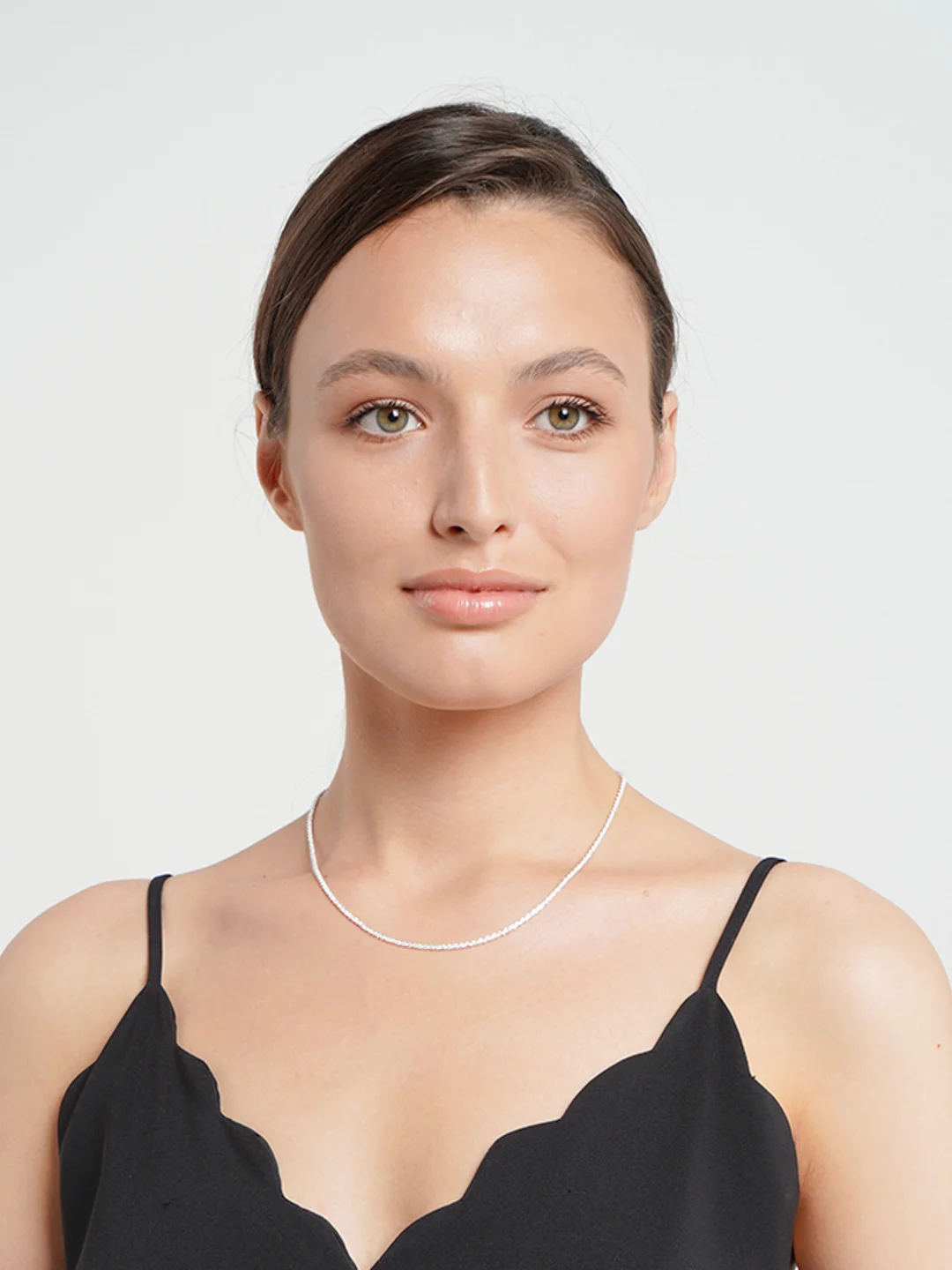 Цепочка с серебряным блеском, 33-40 см