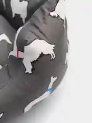 Черный лежак для собак и кошек