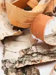 Сухая березовая кора, розжиг