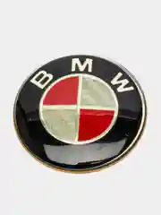 Красный эмблема наклейка на руль BMW 45 mm