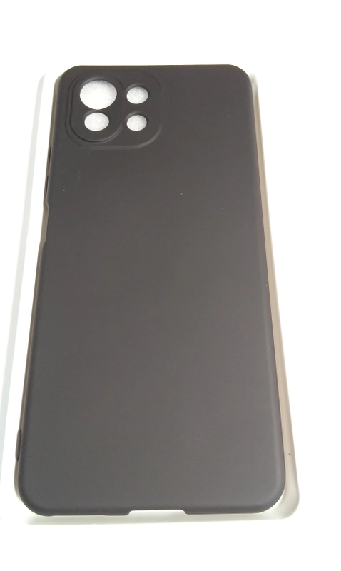 Чехол Xiaomi Mi 11 Lite c защитой камеры и бархатом внутри