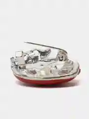 Коралловый брошь женская