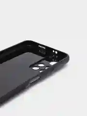 Черный чехол карбон с защитой камеры на Xiaomi Poco M4 PRO 5G