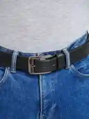 Бежевый ремень мужской классический