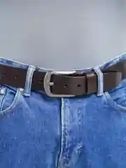 Алый ремень мужской классический