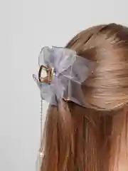 Серый крабик металлический с бантом
