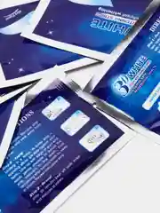 Отбеливающие полоски для зубов 3D White
