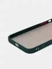 Зеленый накладка пластиковая с защищенной камерой на iPhone 13 mini / 13 / 13 Pro / 13 Pro Max