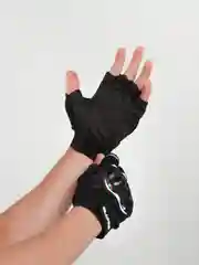 Черный перчатки для велосипеда и фитнеса