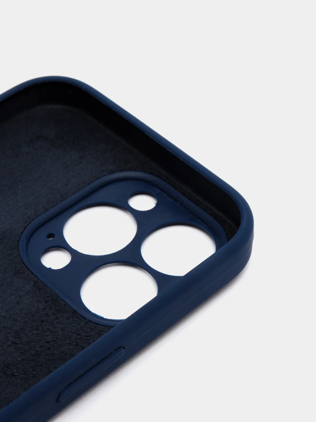 Лазурный чехол Silicone Case для Apple iPhone 12 с защитой камеры (закрытый низ)