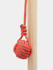 Серебряный когтеточка-лежанка для кошек, с мячиком и кошачьей мятой в комплекте