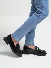 Черный туфли школьные для девочек