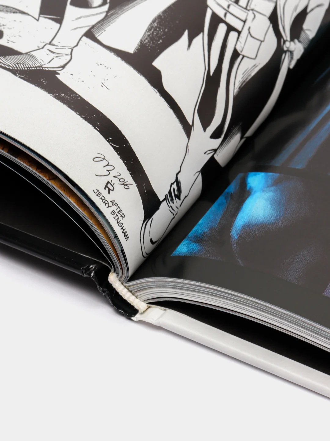 Книга-комикс "Вселенная DC. Rebirth. Бэтмен. Detective Comics. Книга 2. Синдикат Жертв"