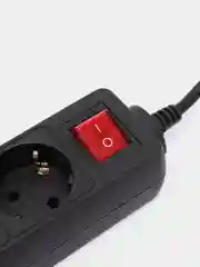 Черный сетевой удлинитель с кнопкой Perfeo "Powermate", 1,8 м
