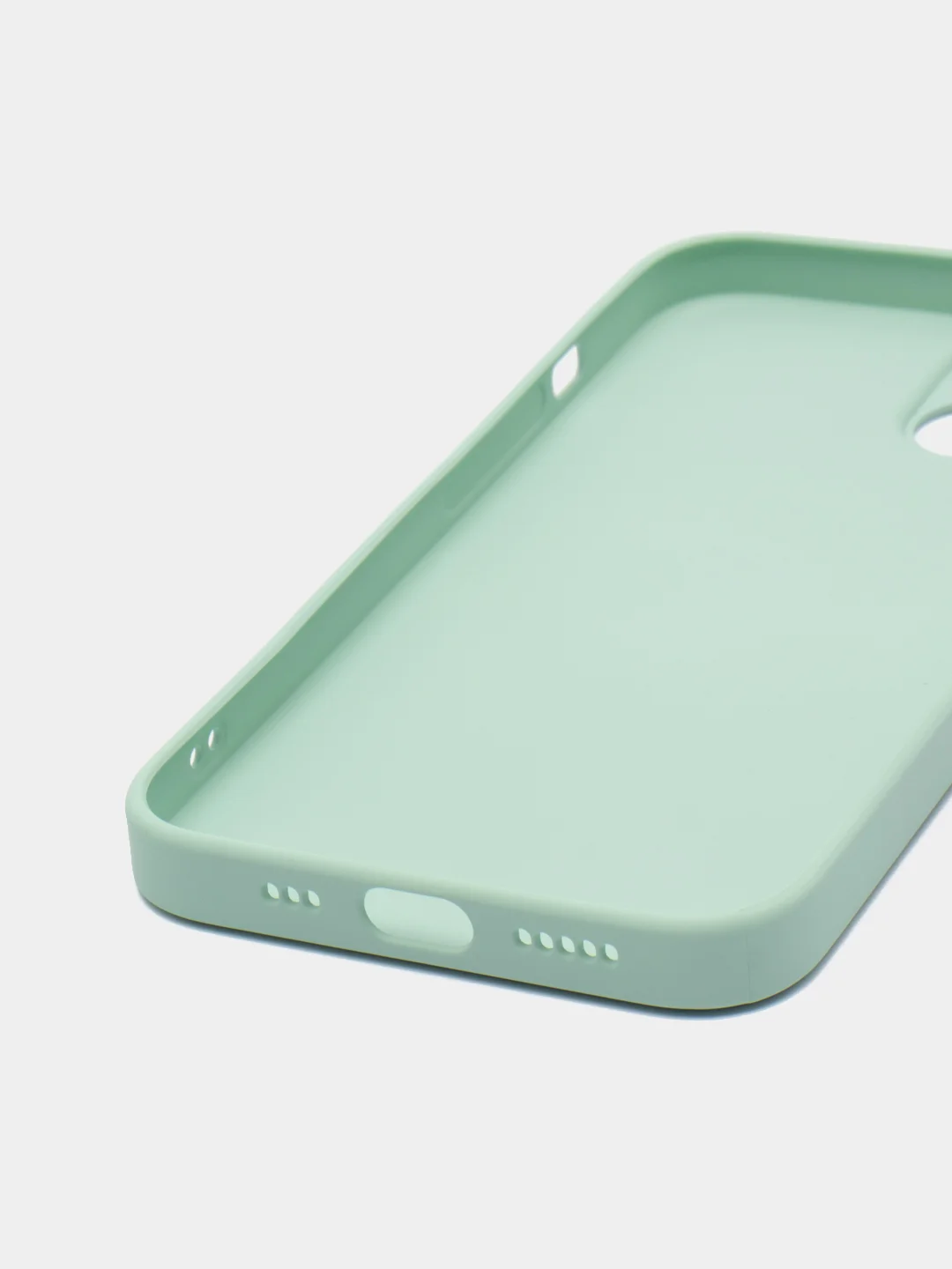 Зеленый чехол силиконовый со стеклянной панелью для iPhone 13