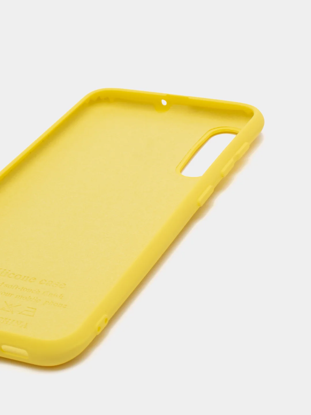 Желтый чехол Silicone Case для Samsung A11 A30s A50 A50s A52 A51