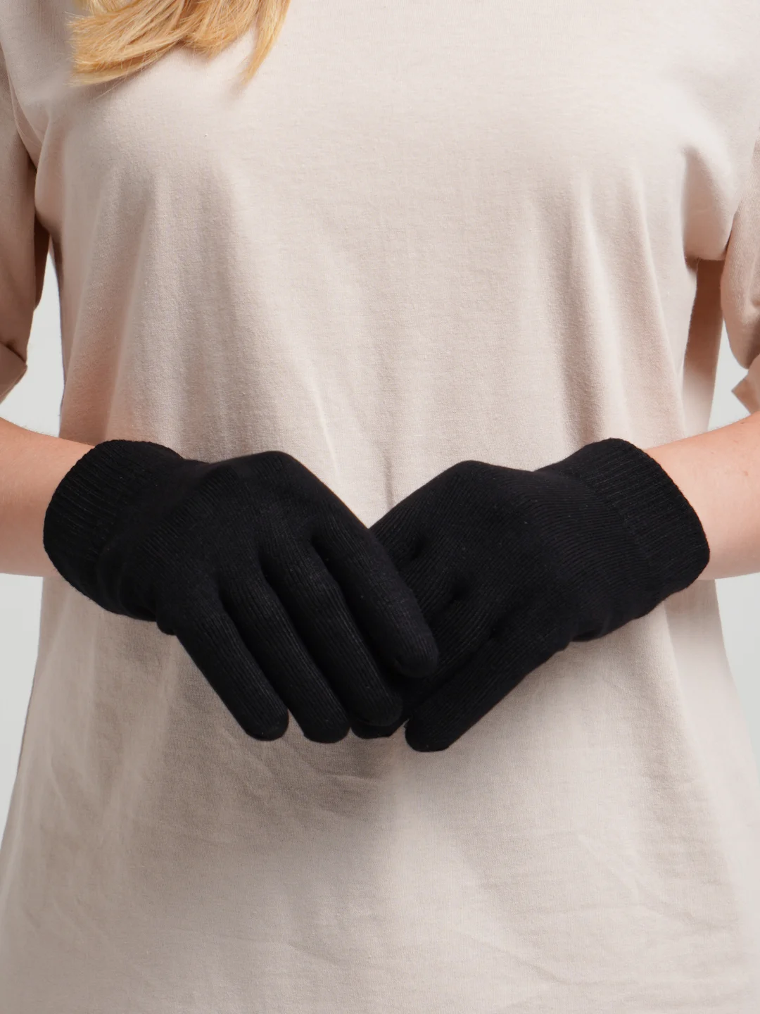 Черный перчатки гелевые увлажняющие Spa Gel Gloves многоразовые