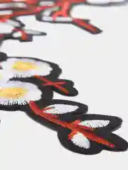 Белый термонаклейка тканевая, нашивка