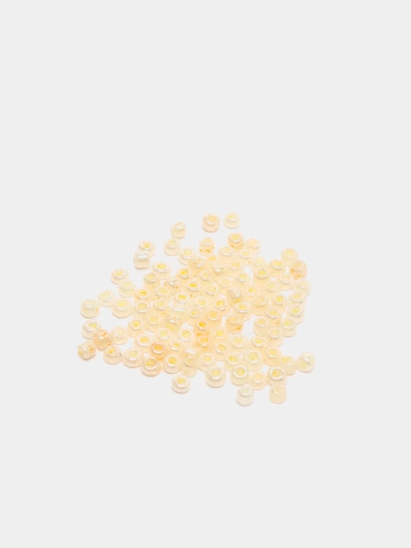 Бисер мелкий молочный, 30 г