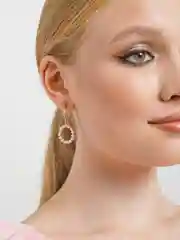 Золотой серьги кольца с жемчугом