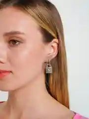 Серьги со стразами в виде замочка