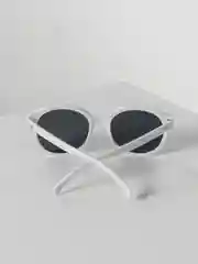 Белый женские солнцезащитные очки