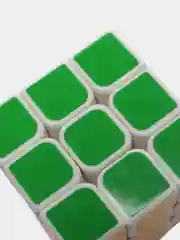 Белый головоломка "Кубик 3 x 3", со встроенным таймером, в пластиковой упаковке