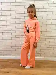 Пудровый детский спортивный костюм с кюлотами