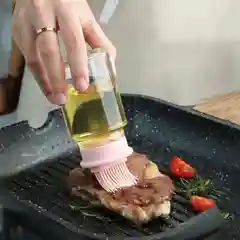 Розовый масленка с силиконовой кисточкой, 150 мл