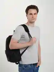 Черный рюкзак универсальный SKN