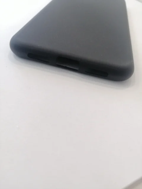 Черный силиконовый чехол Huawei P20