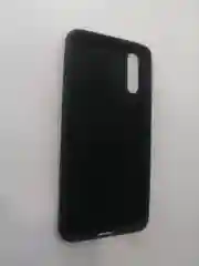 Черный силиконовый чехол Huawei P20