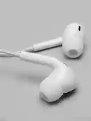 Наушники проводные EarPods PRO Bluetooth Lightning для iPhone 7,8,X,11,12,13. с микрофоном