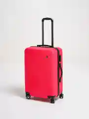 Розовый пластиковый чемодан Kartex