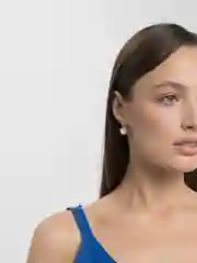 Кремовый серьги с камнем Swarovski, бижутерия