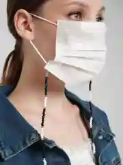 Черный бисерные бусы для маски