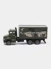 Зеленый машинка военный грузовик с закрытым кузовом