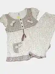 Женская пижама с бриджами